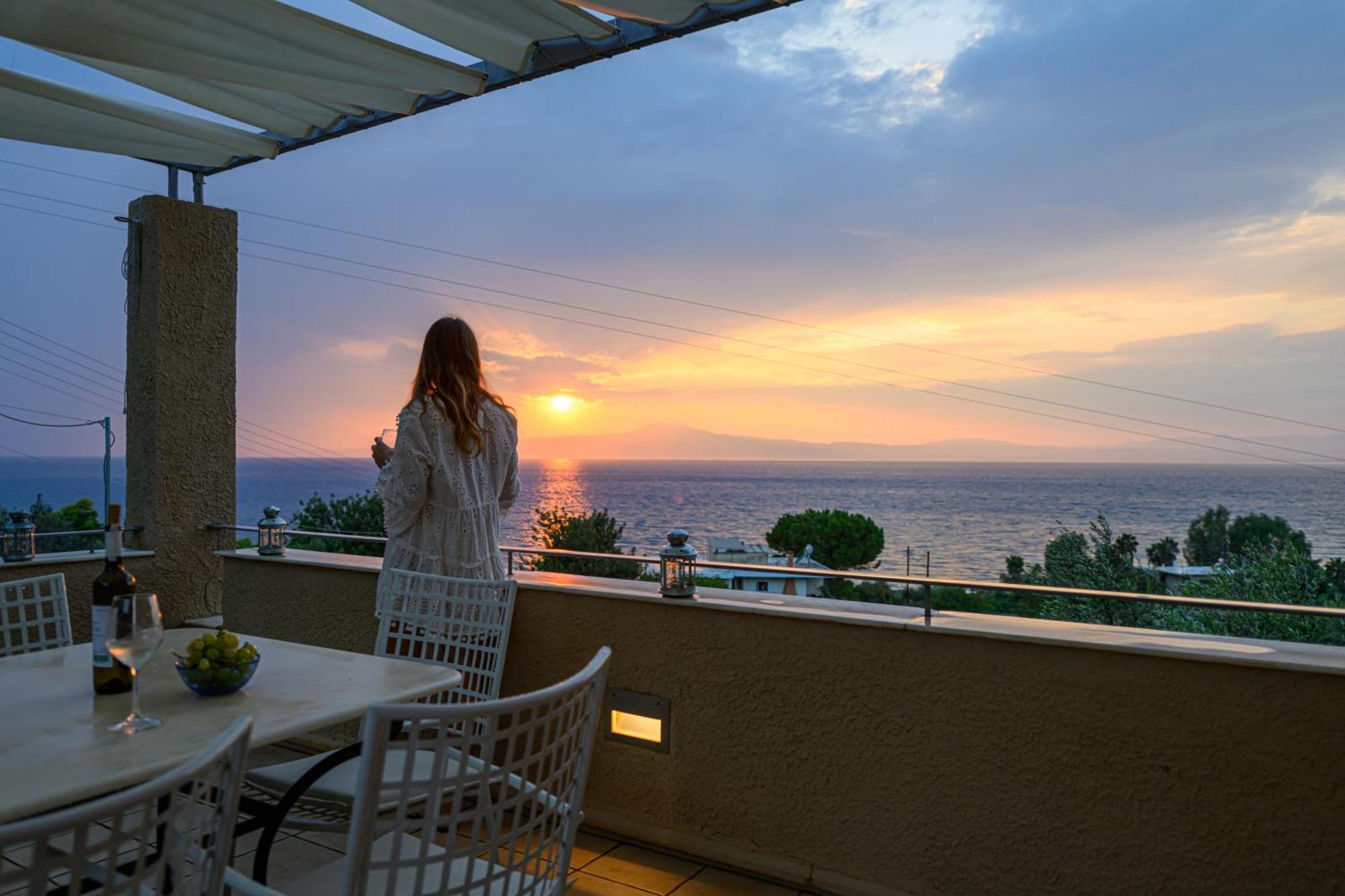 Mani Tower Villa Akrogiali エクステリア 写真