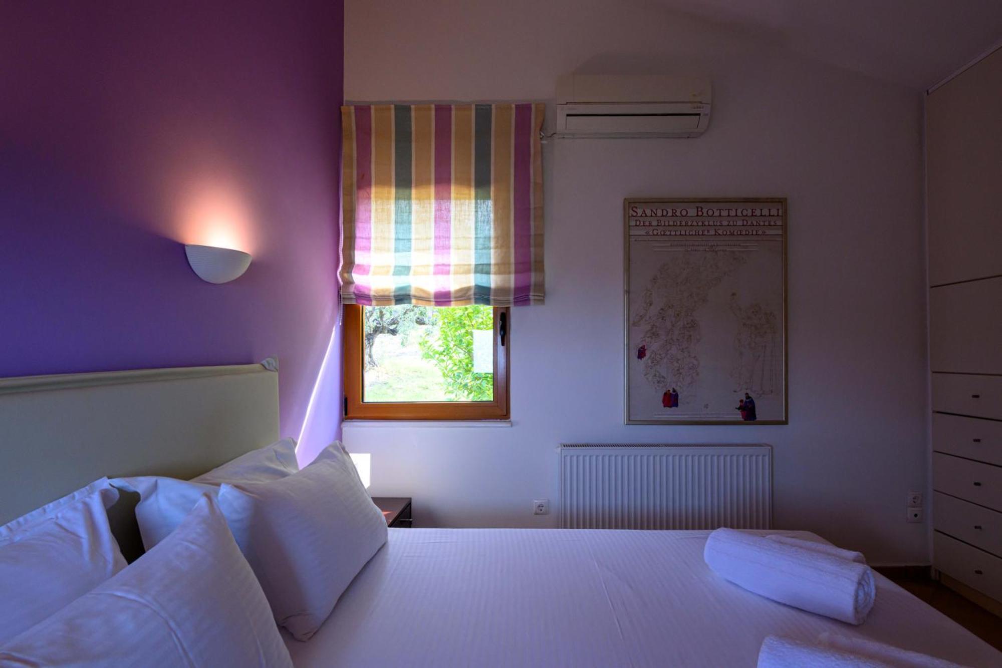 Mani Tower Villa Akrogiali エクステリア 写真